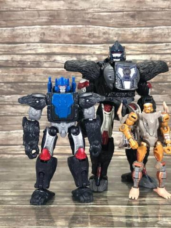 Image Of Transformers Authentics Optimus Primal Bravo Class  (11 of 15)